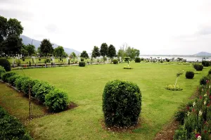 Mughal garden nishat bagh, Srinagar