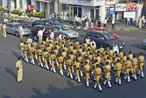 Category Historic EN Prints: Mumbai police marching at marine drive