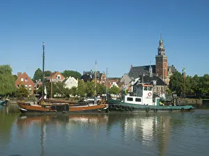 Museum harbour, traditional ships