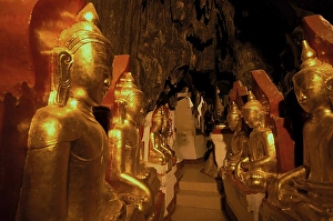 Category Buddhism Prints: Myanmar, Asia, Bindaya, Golden Buddhas, Asia