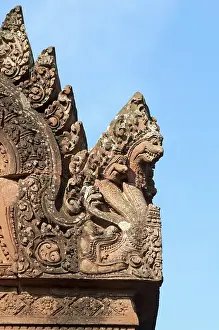 Naga sculpture as part of the roof decoration
