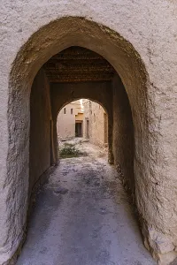 Narrow passageway in the largest preserved mud town in Oman
