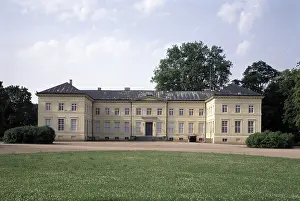 Neuhardenberg, Castle