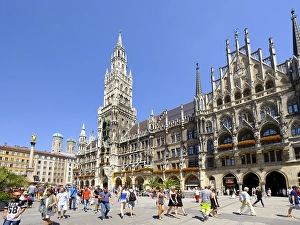 New Town Hall, Marienplatz, old town