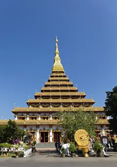 Nine-storey Stupa Phra Mahathat Kaen Kakhon