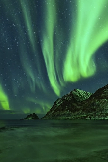 Category Scandinavia Prints: Northern Lights (Aurora borealis)