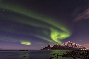 Northern lights over Ramberg, Lofoten