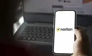 Category Historic EN Prints: norton logo is displayed on smartphone