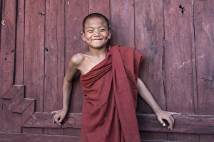 Category Buddhism Prints: Novice monk in the Shwe Yaunghwe Kyaung Monastery