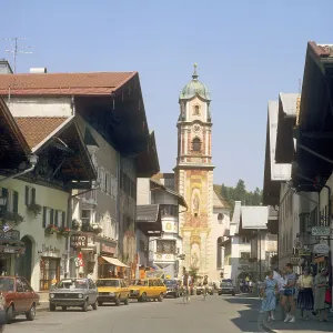 Obermarkt with parish church of St