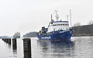 Offshore diving vessel RS Sentinel in the Kiel Canal
