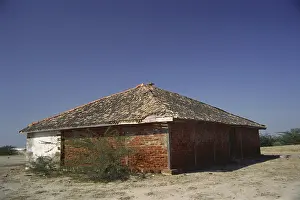 Old British Rest House, Jhinjhuwada