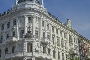 Old building, magnificent building