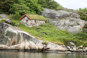 Category Scandinavia Prints: Old cottage on Sotenkanalen canal