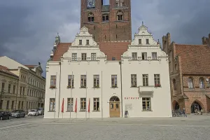 Old Town Hall, St Mary's Church