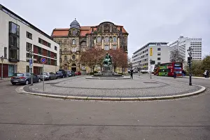 Old town, monument Otto von Guericke