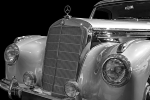 Oldtimer detail, Mercedes 220 A cabriolet