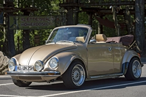 Category Mountain Landscapes Prints: Oldtimer Volkswagen VW Beetle Cabriolet
