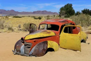 Oldtimer Wreck, Canyon Road House