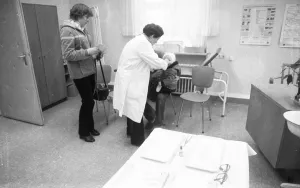 Oral polio vaccination (childhood immunisation) on 28