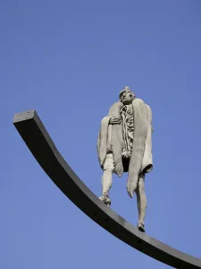 Otto Dix curve by the sculptor Peter Lenk