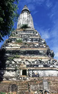 Oudong (Victorious) was the capital of Cambodia on several occasions between 1618 and 1866