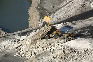 Overview of Coal mine in Jharkhand, India