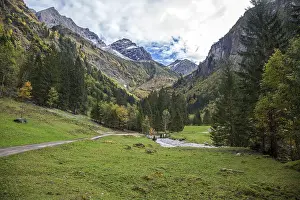 Oytal, on the right Oybach, behind mountains of the Allgaeu Alps