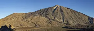 Category Mountain Landscapes Prints: Panorama during the ascent to Alto de Guajara