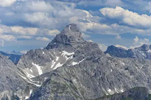 Category Mountain Landscapes Prints: Panorama from the Koblat-Hoehenweg on the Nebelhorn to the Hochvogel