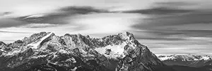 Category Mountain Landscapes Prints: Panorama of the Wetterstein mountains with Alpspitze 2628m and Zugspitze 2962m