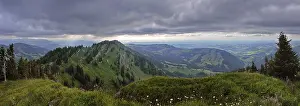 Panoramic view from the Seelekopf to the Alpine foothills
