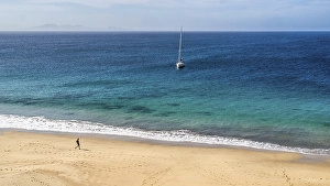 Category Mountain Landscapes Prints: Papagayo Beach, Playa Blanca, Lanzarote