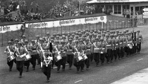 Parade of the Bundeswehr on the 20th anniversary of the founding of NATO in April 1969 at Dortmund Airport
