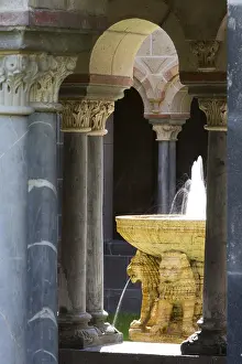 Paradise with lion fountain, St. Saint, Saint