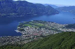 Paragliding above Lake Maggiore in Ticino with Locarno and Ascona