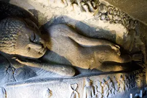 Parinirvana the great decease statue of Buddha