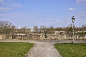 Park, lantern, city fortification