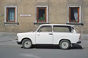 Parking Trabi in Karl-Marx-Strasse