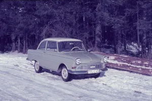 Passenger car, DKW Junior, winter