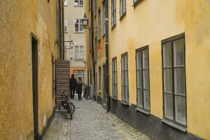 Passers-by, tourists, alley, Old Town