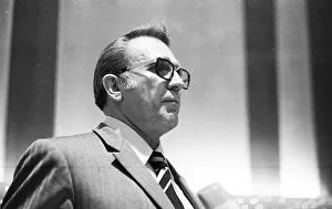Peace and disarmament are the topics of a conference of the peace movement in Bad Godesberg on 8 December 1974