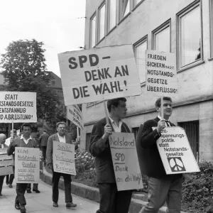 The peace movement, here on 9. 6