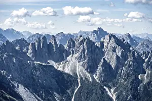 Three Peaks, jagged mountains, Sesto Dolomites