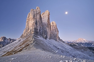 Three Peaks by Moonlight, Misurina