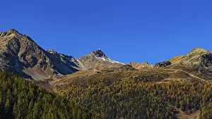 Peaks of the Sex de Marinda and Becs de Bosson mountains