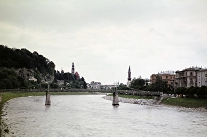 Pedestrian bridge Muellner Steg, bridge over the Salzach, Salzburg, Austria, Europe 1960, Europe