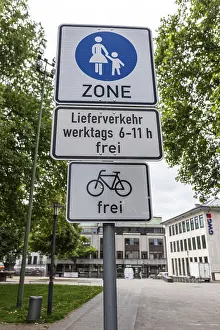 Pedestrian zone in Neuss city centre at Freithof - Neuss