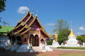 Phrae town was built next to the Yom River in the 12th century and was part of the Mon kingdom of Haripunchai
