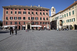 Piazza Vittorio Emanuele II square